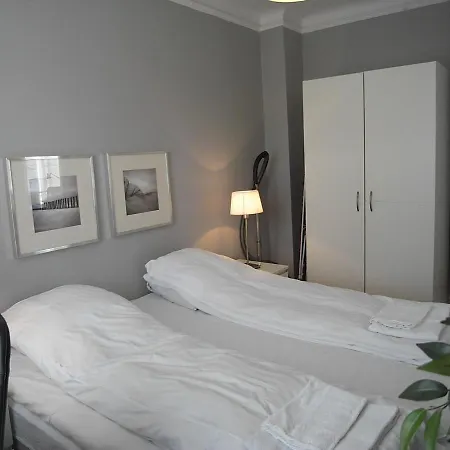 Cozy 2-bedroom In Elegant Osterbro Lejlighed